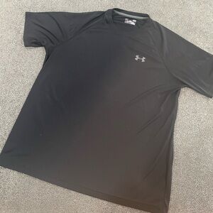 Under Armour Black Short Sleeve Performance Tee with Gray Logo